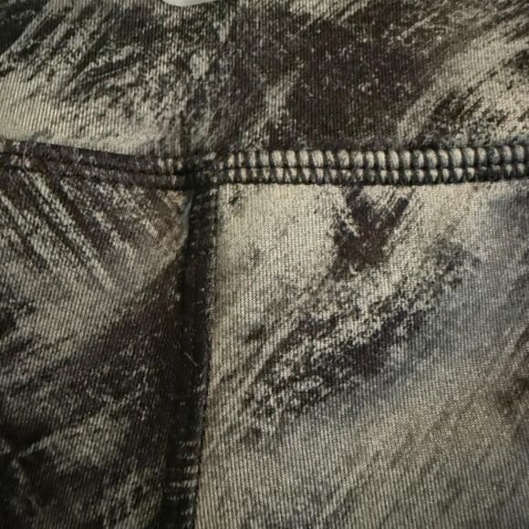 Spalding Women's Black and Grey Leggings - Picture 4 of 5